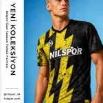 Siyah sarı yıldırım grafikli futbol forması modeli